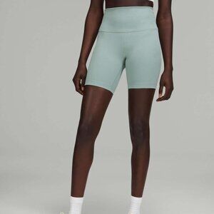 Lululemon Wunder Train High-Rise Short